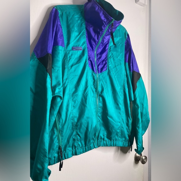 Vintage Columbia Windbreaker jacket. Mens size large - Picture 2 of 15
